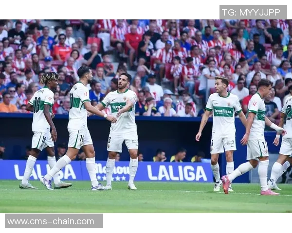 8月2日出生的足球球星们：他们的成就与影响力如何塑造足球历史